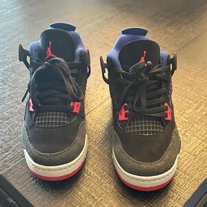 Jordan Retro 4's Rare Air
